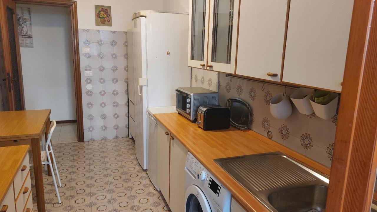 Appartamento Da Miriam Lido di Ostia Exterior foto
